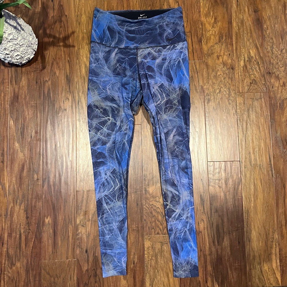 Nike dri fit leggings